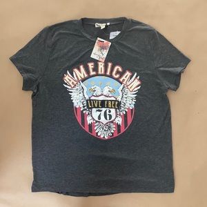 ABOUT A GIRL GRAPHIC TEE